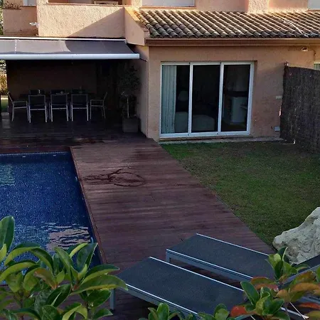 Homestay Casa Acogedora Y Confortable *